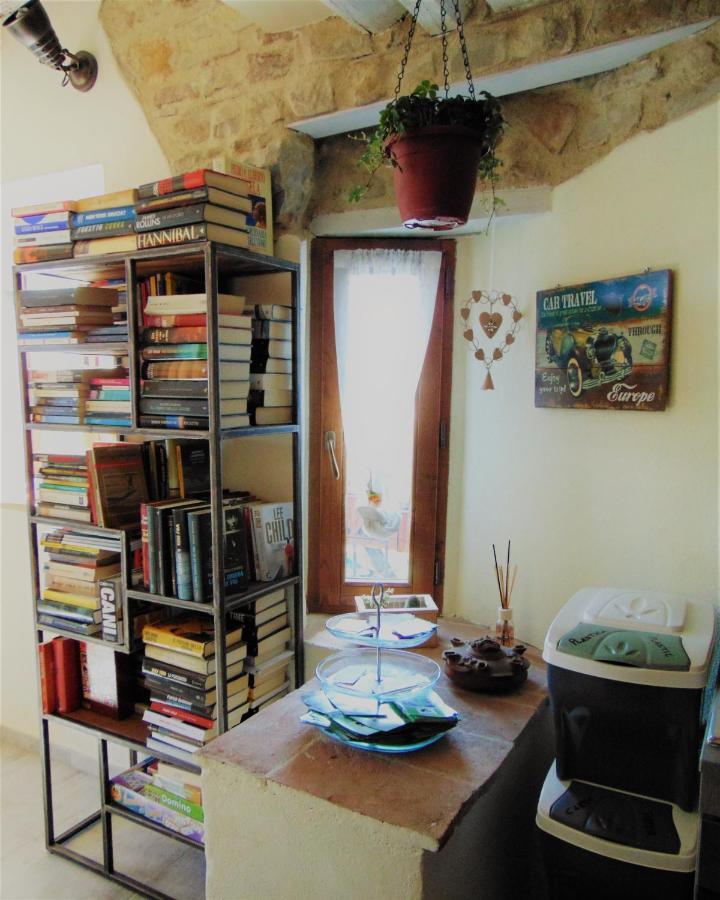 B&B Un Posto Nel Mondo Siena Bagian luar foto